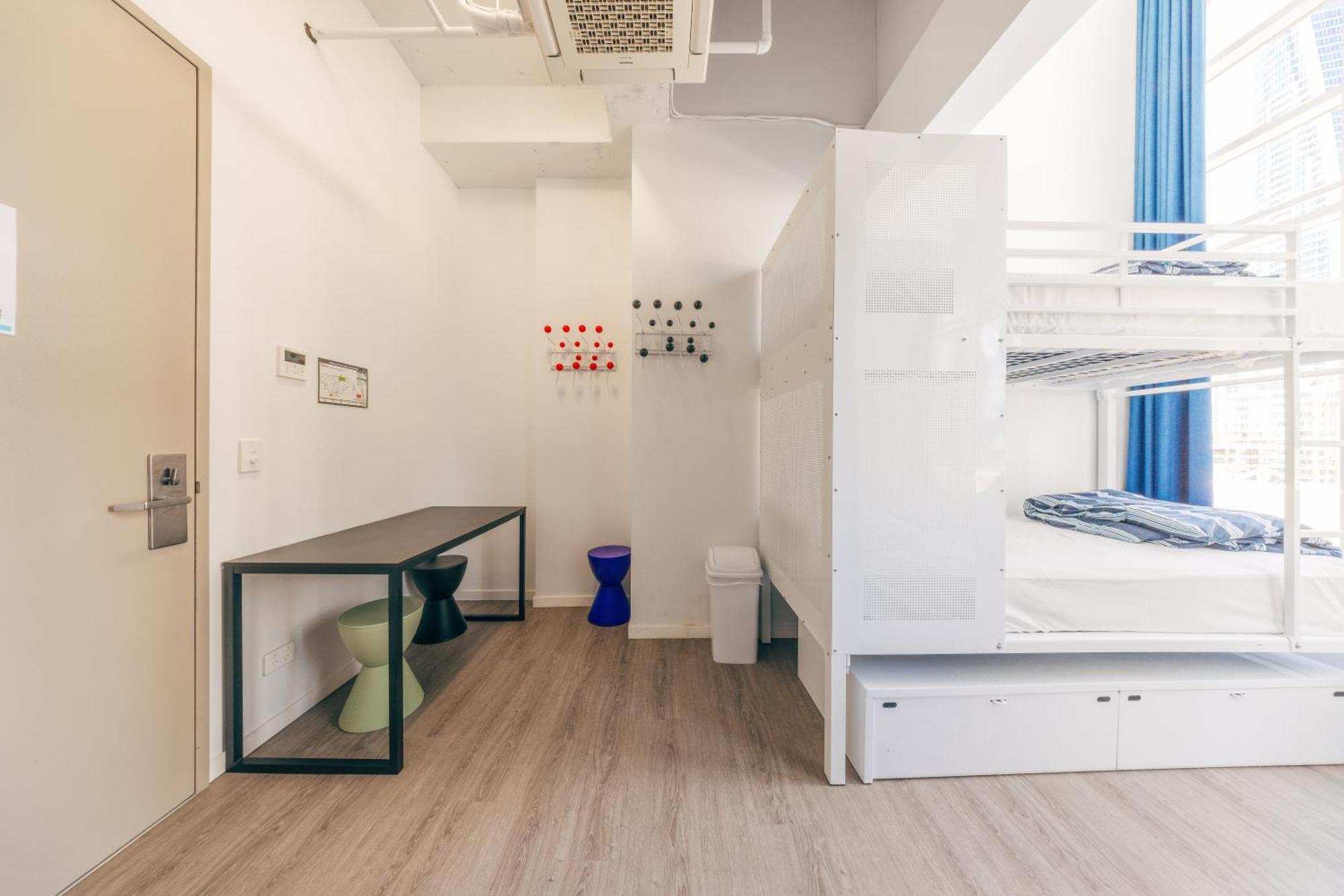 Maze Backpackers - Gold Coast Hostel Ngoại thất bức ảnh