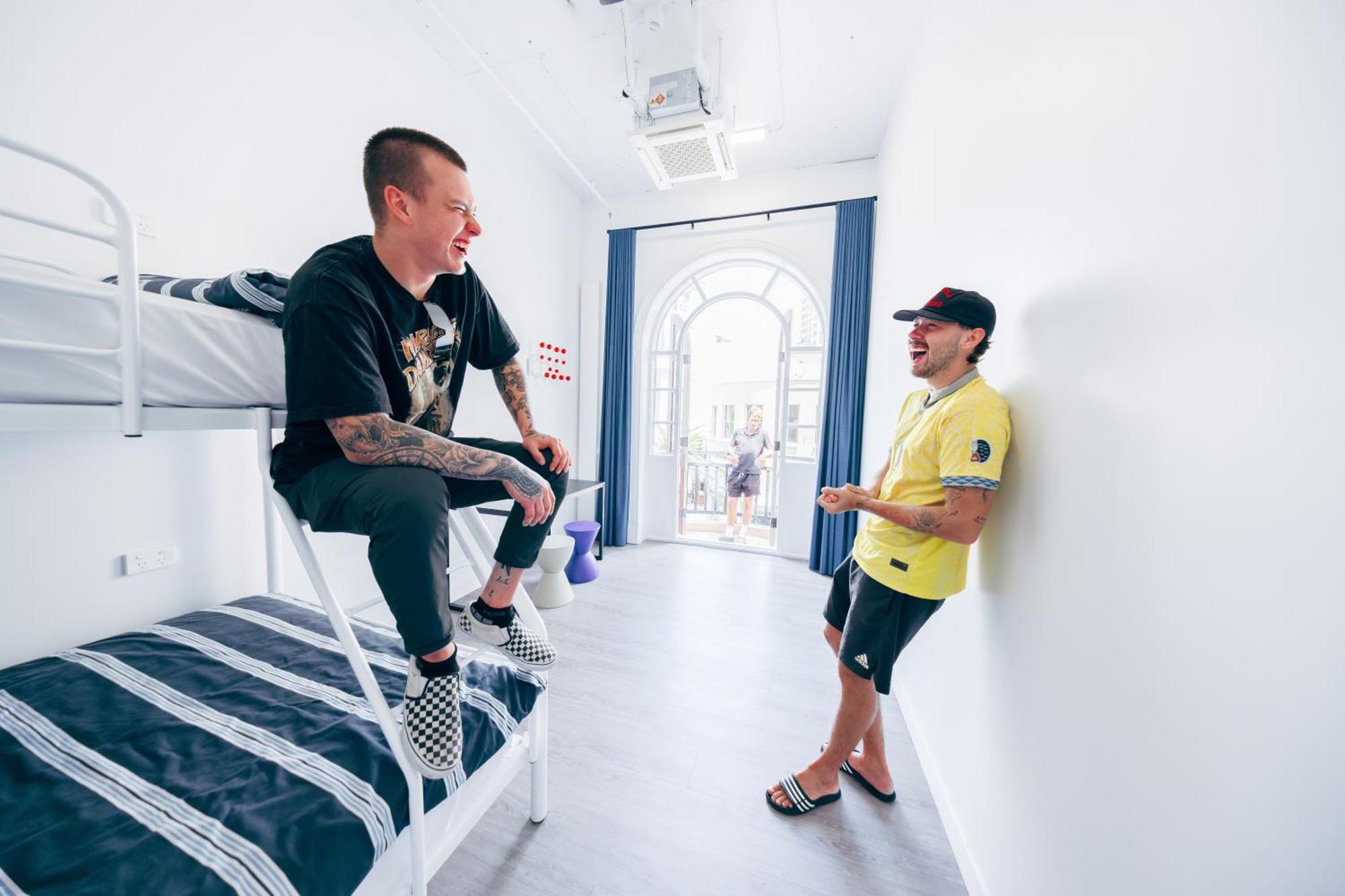 Maze Backpackers - Gold Coast Hostel Ngoại thất bức ảnh