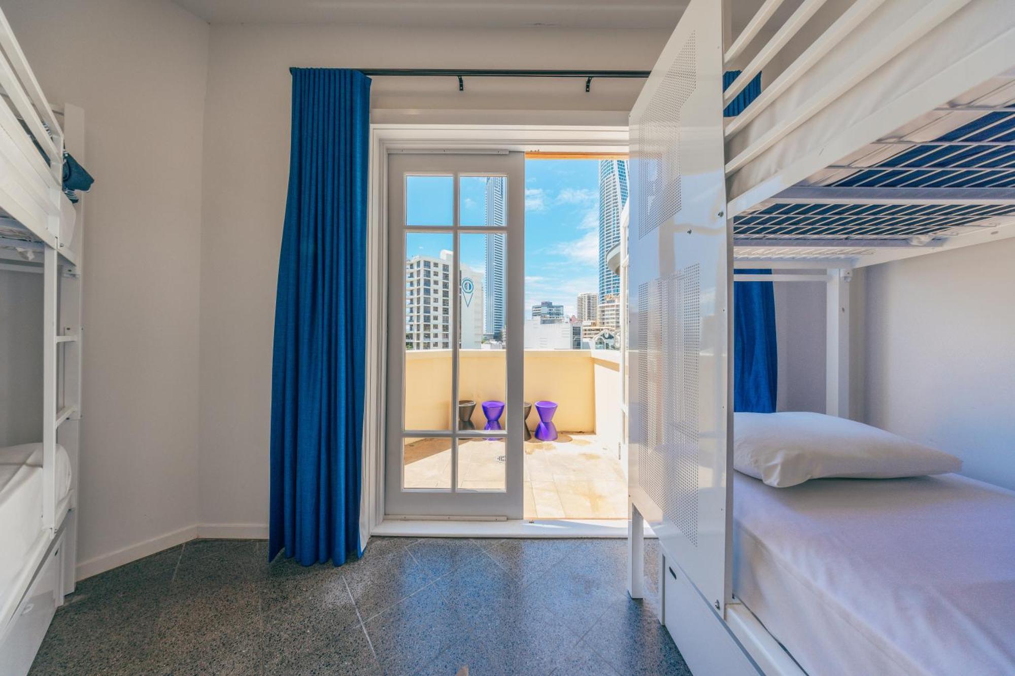 Maze Backpackers - Gold Coast Hostel Ngoại thất bức ảnh