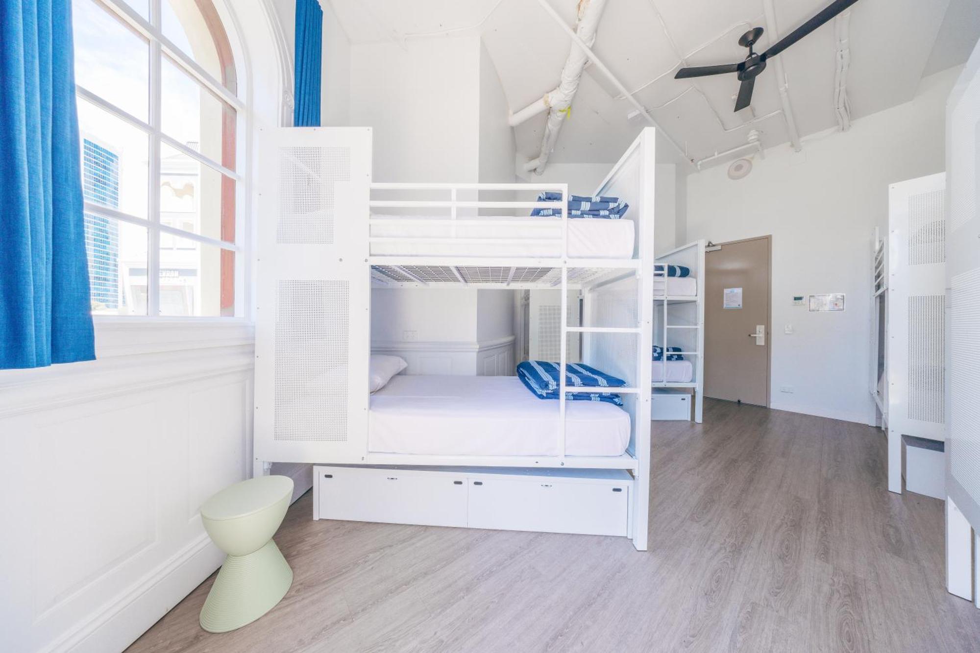 Maze Backpackers - Gold Coast Hostel Ngoại thất bức ảnh