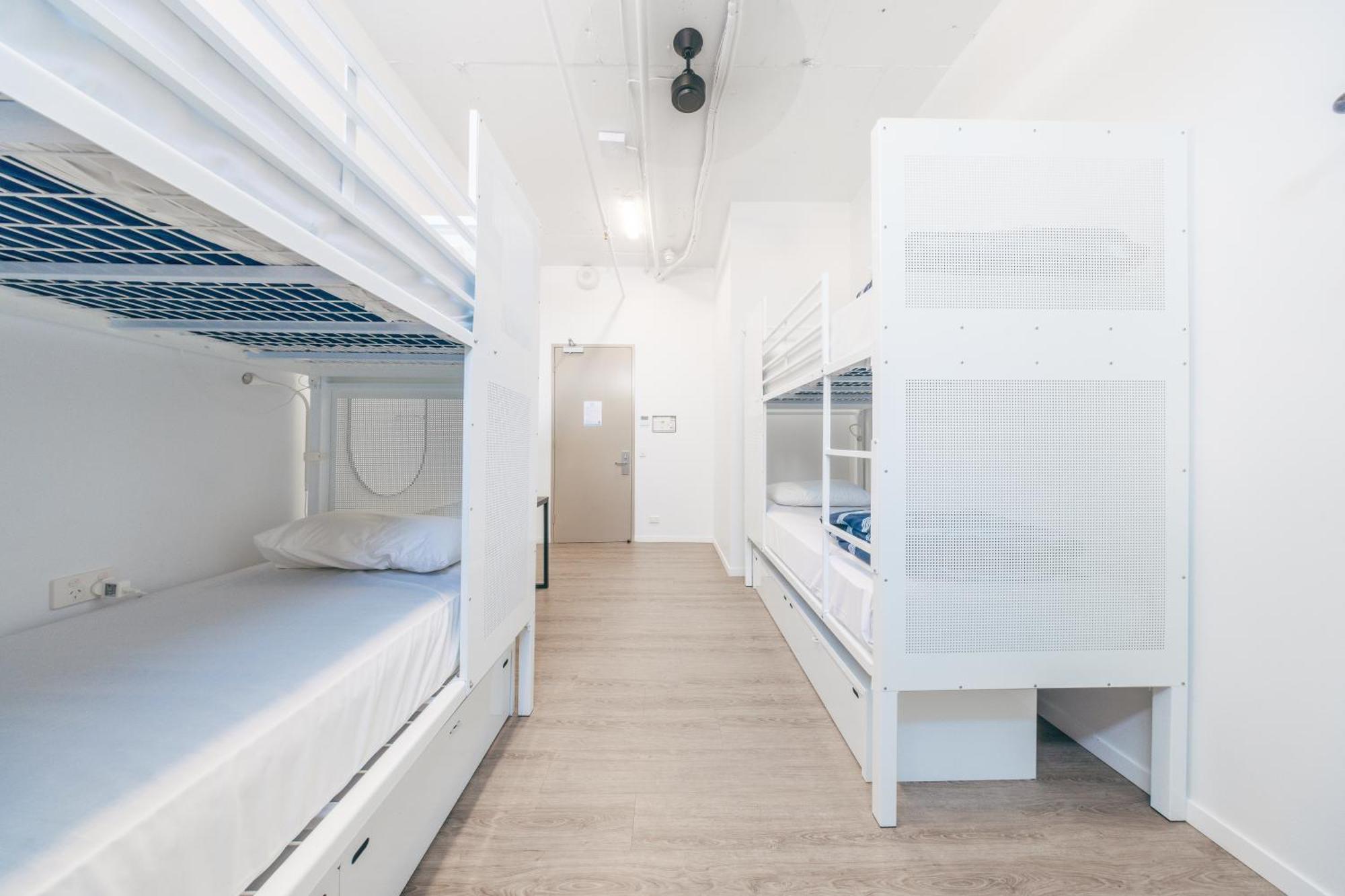 Maze Backpackers - Gold Coast Hostel Ngoại thất bức ảnh
