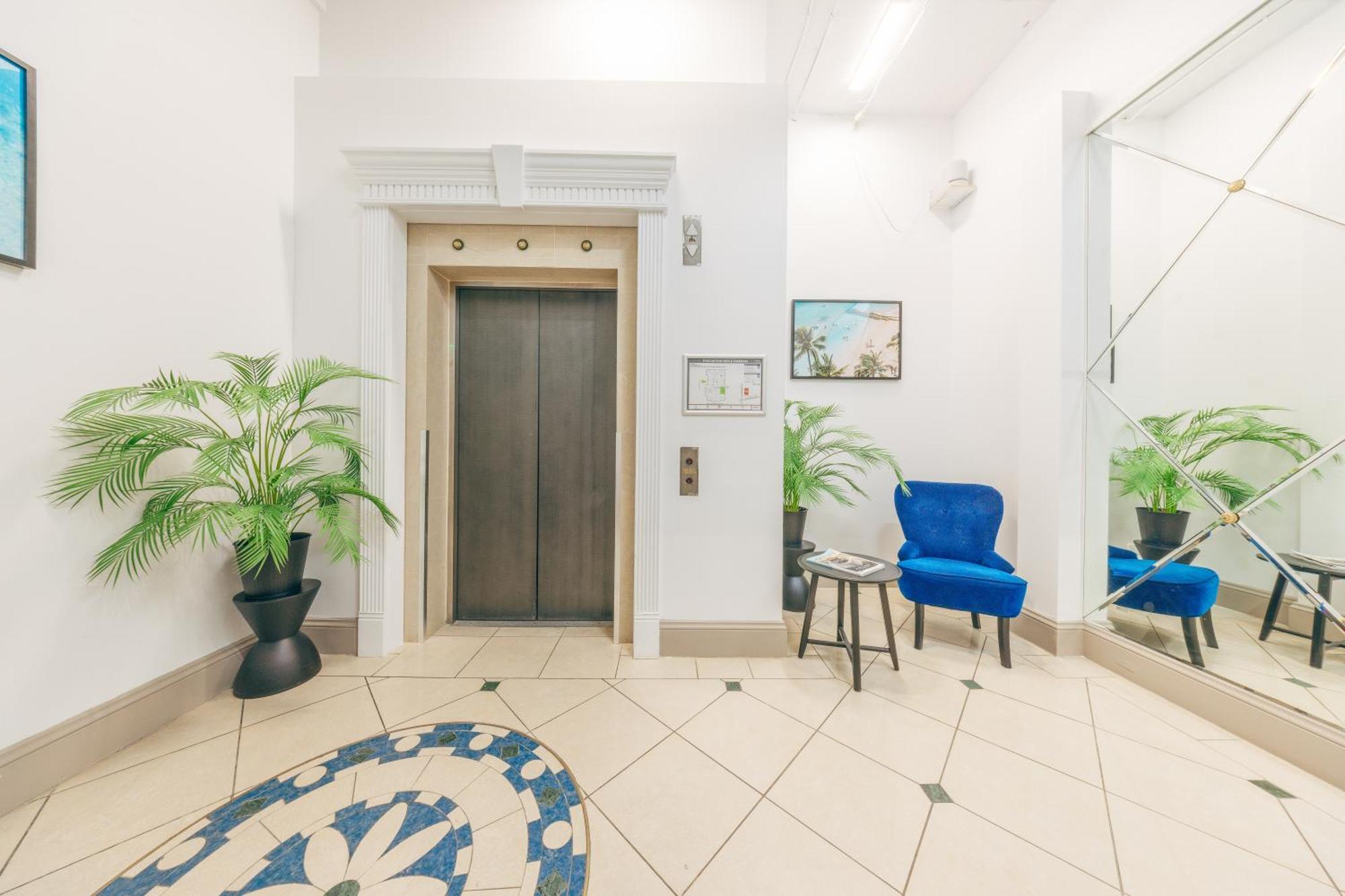 Maze Backpackers - Gold Coast Hostel Ngoại thất bức ảnh