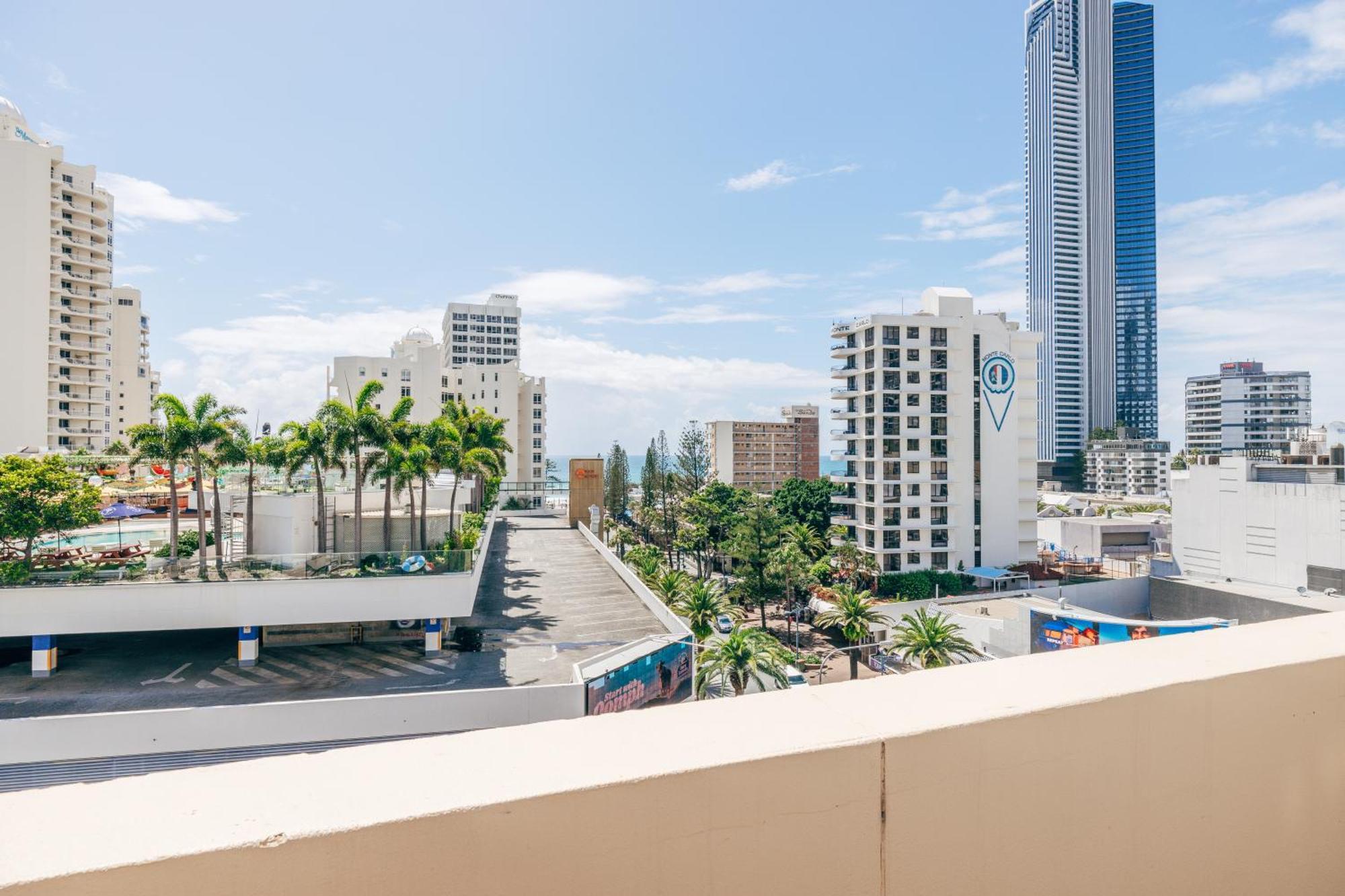 Maze Backpackers - Gold Coast Hostel Ngoại thất bức ảnh