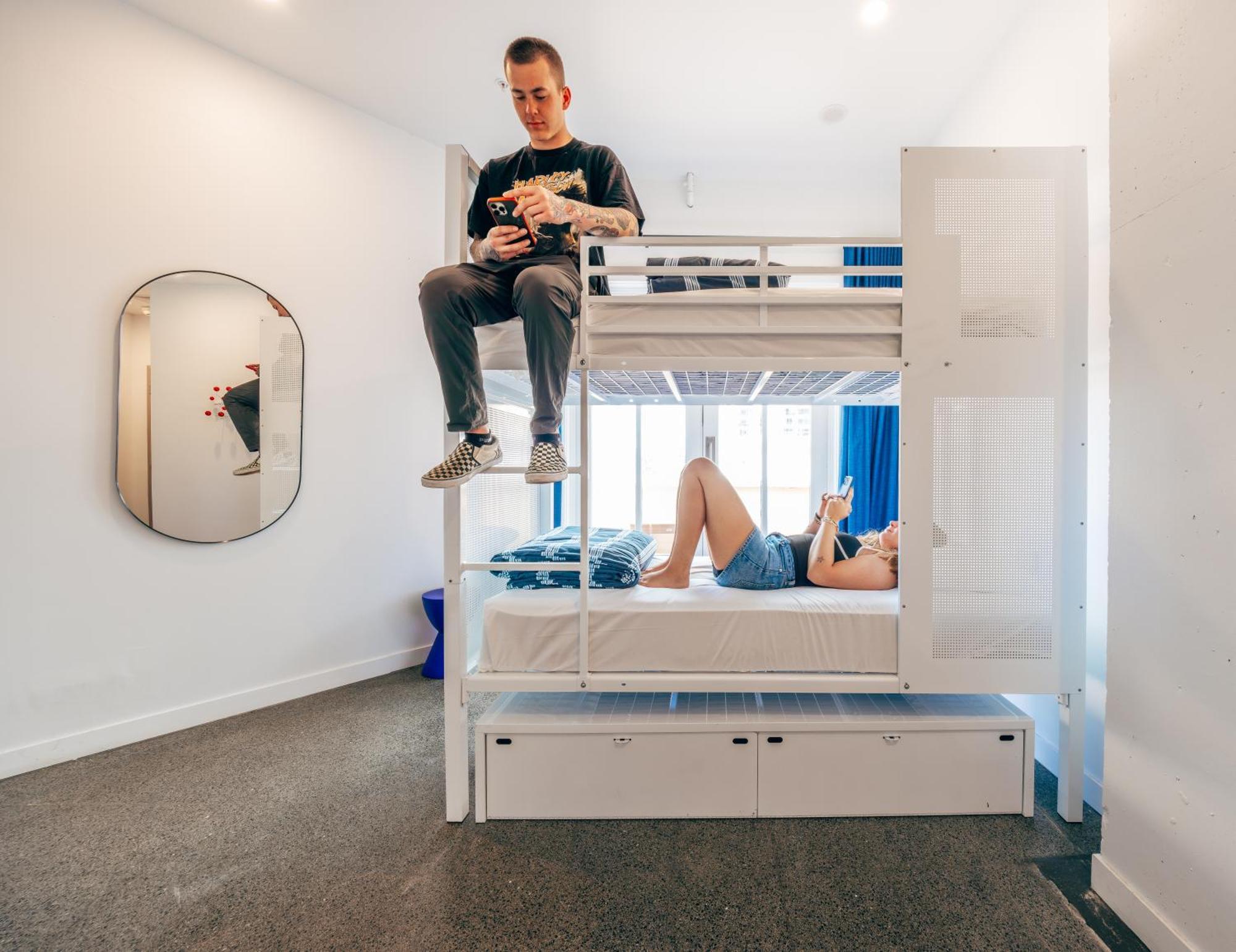 Maze Backpackers - Gold Coast Hostel Ngoại thất bức ảnh